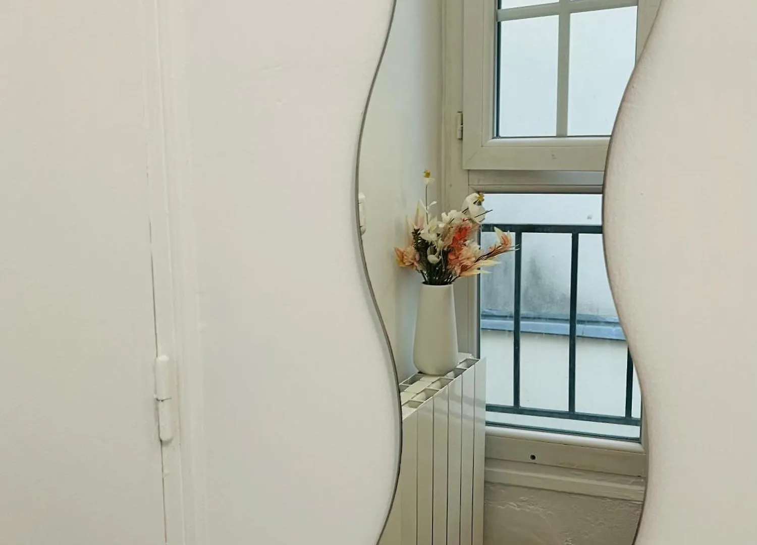 Dream Dwell Paris - Apart In Historical Building Near Quartier Marais Apartment France